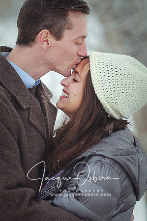 Buhl, Idaho Engagement Session during the winter - Jacque Osborn Photography