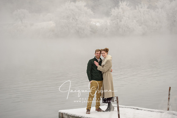 Buhl, Idaho Engagement Session during the winter - Jacque Osborn Photography