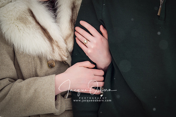 Buhl, Idaho Engagement Session during the winter - Jacque Osborn Photography